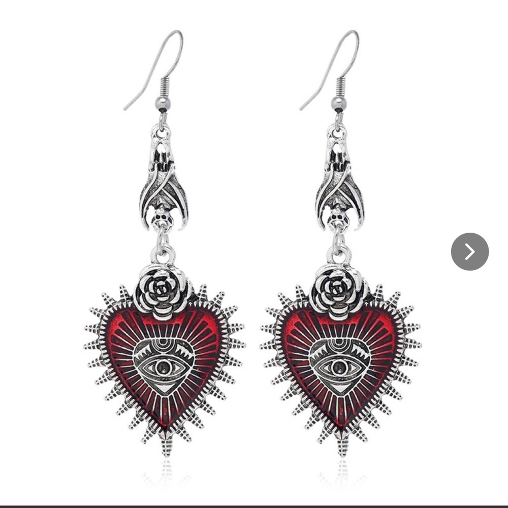 🔥 CLEARANCE 🔥 Gothic Style Red Heart Drop Earrings with All-Seeing Eye - NWOT